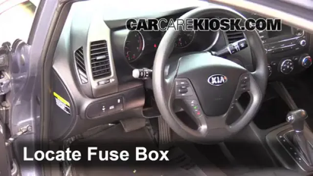 2014 Kia Forte LX 1.8L 4 Cyl. Fusible (interior) Cambio